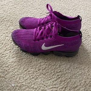 Women’s Nike vapor max
